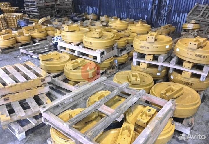 Ленивец Hyundai R160LC-7