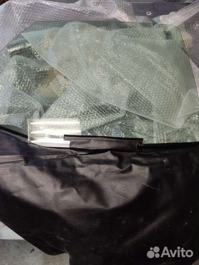 Стекло задней двери лада Гранта FL