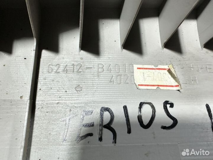 Обшивка стойки Daihatsu Terios (J200) II (2006–200