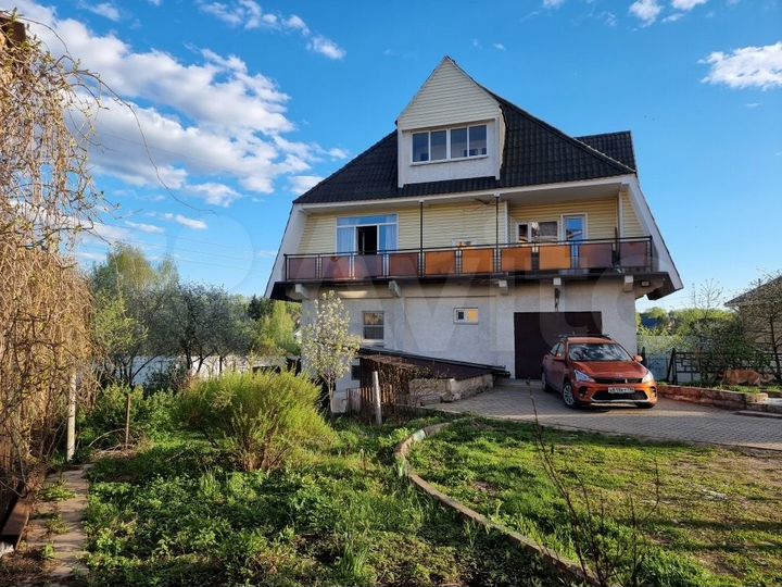 Дом 440,3 м² на участке 13,8 сот.