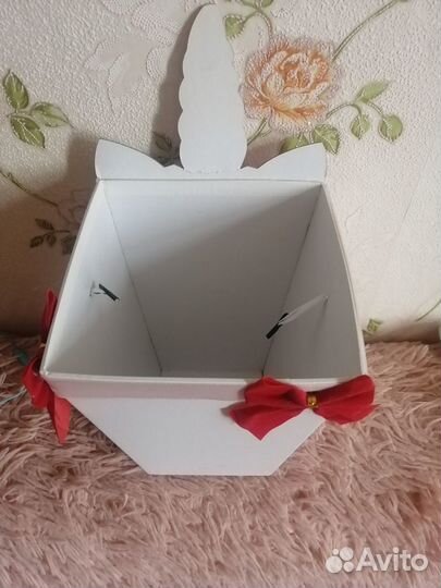 Коробка подарочная
