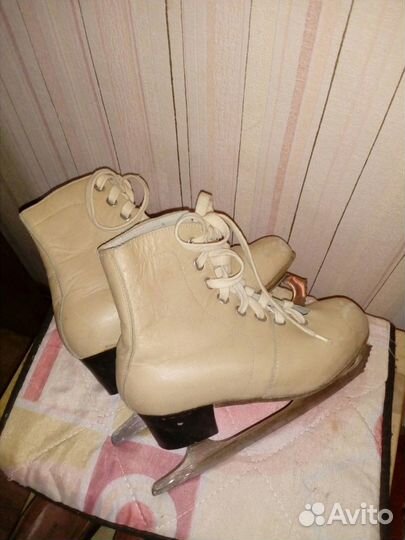 Коньки фигурные детские