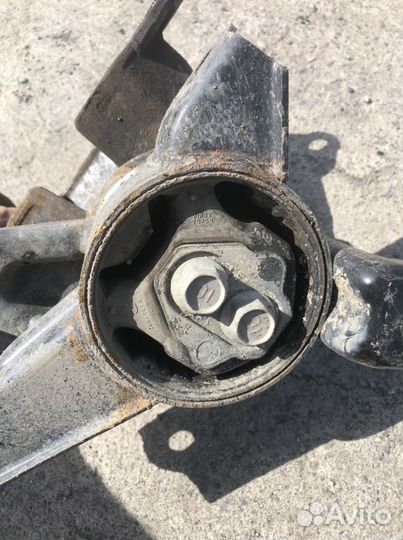 Подушки двигателя Kia Optima 3