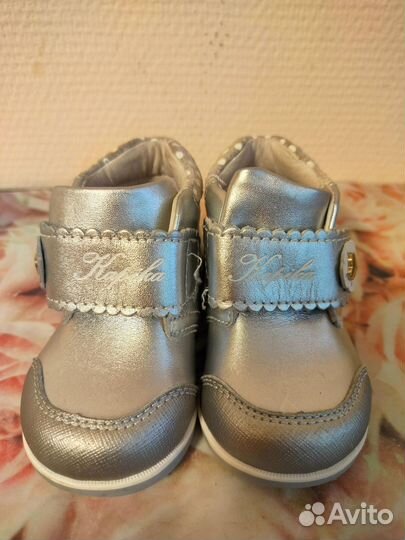 Ботинки для девочки