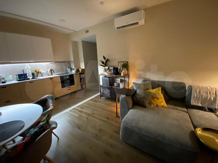 2-к. квартира, 52 м², 4/20 эт.