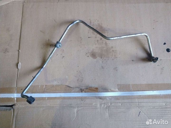 Трубка турбины масляная Vw Audi 2.0TDI BKD