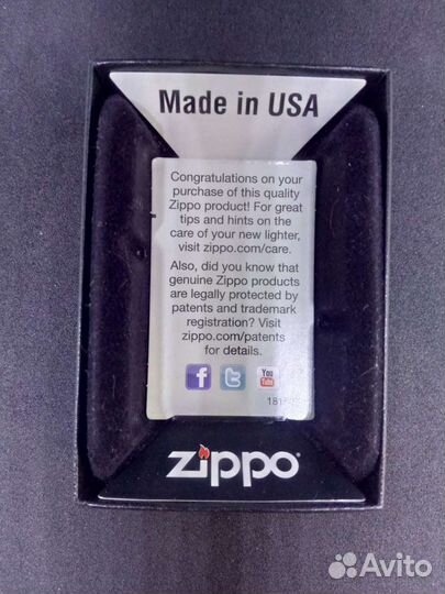 Зажигалка zippo 205 kiss me am russian