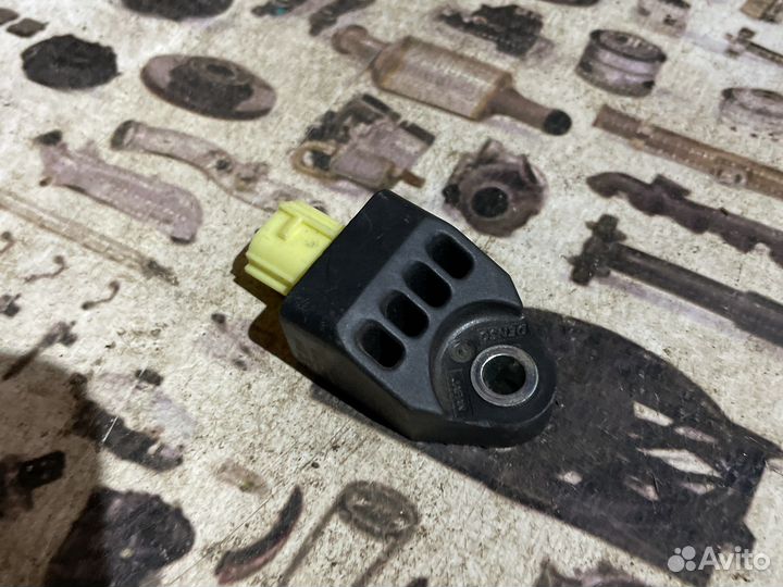 Датчик удара Toyota Land Cruiser Prado 150 2018