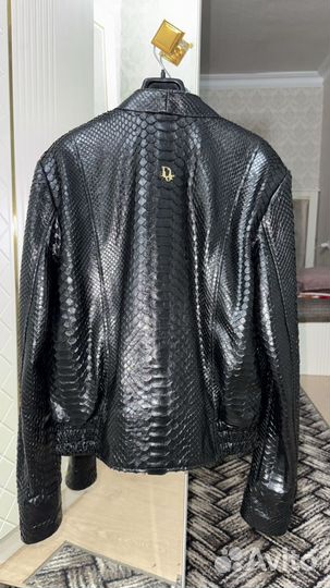 Куртка кожаная женская питонавая 38 размер М