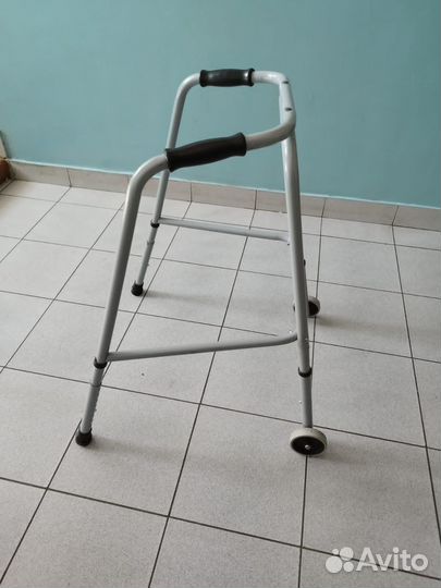 Ходунки для взрослых