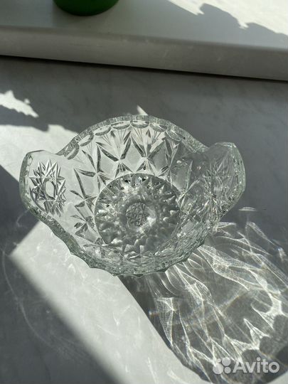 Хрустальная ваза