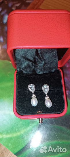 Серебряные серьги с топазом