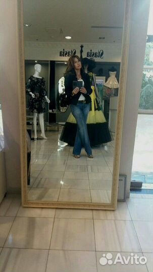 Продавец-консультант-стилист