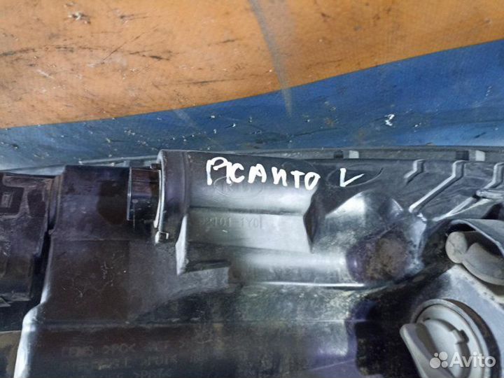 Фара передняя левая Kia Picanto 2 2011-2017