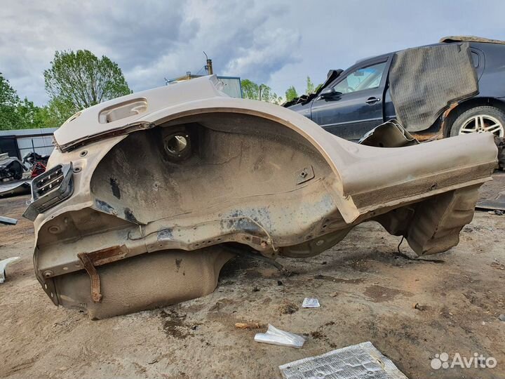 Крыло заднее правое четверть Chevrolet Lacetti хет