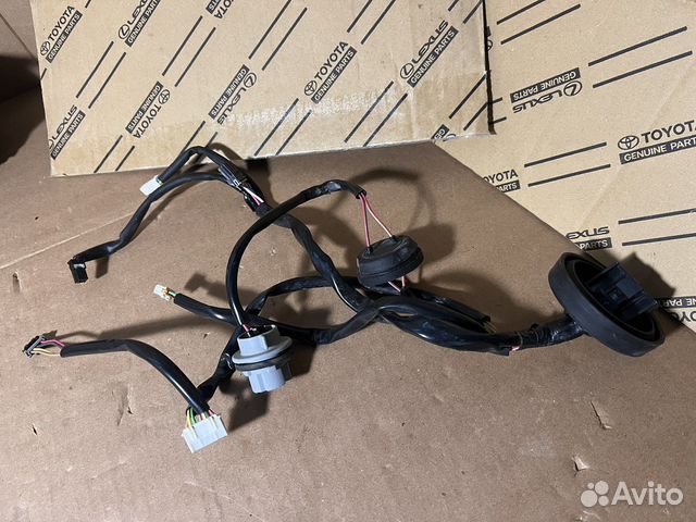 Проводка фары Toyota Camry 70