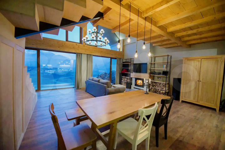 4-к. апартаменты, 198 м², 8/9 эт.