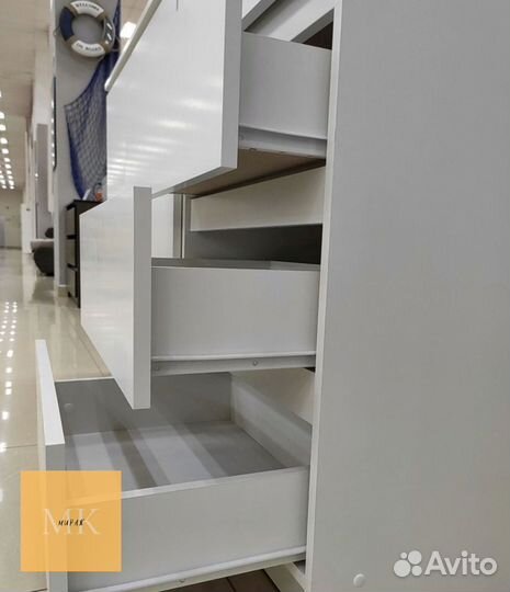 Комод. Комод белый