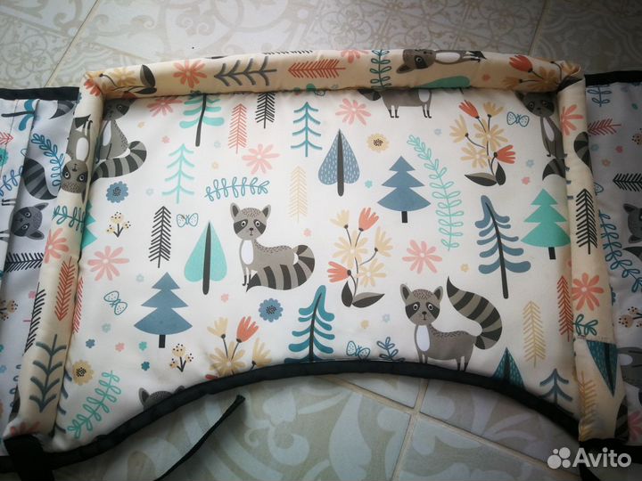 Дорожный мягкий столик на автокресло