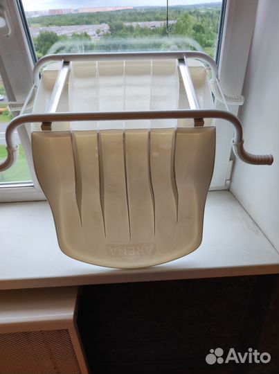 Сиденье на ванную