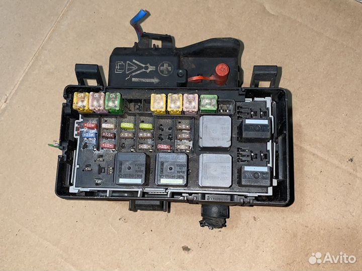 Блок предохранителей Peugeot Boxer 2006-13г