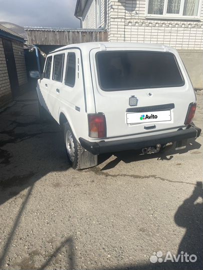 LADA 4x4 (Нива) 1.7 МТ, 1999, 100 000 км