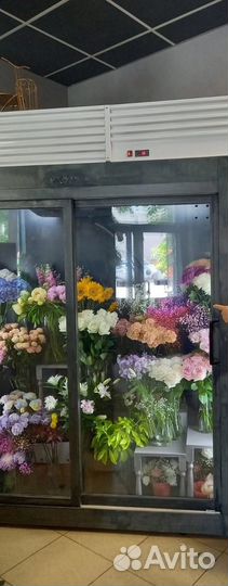 Холодильник витрина