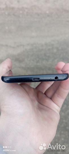 Samsung Galaxy J4 (2018), 3/32 ГБ