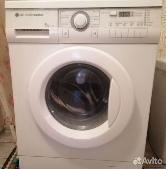 Стиральная машина LG на запчасти или ремонт