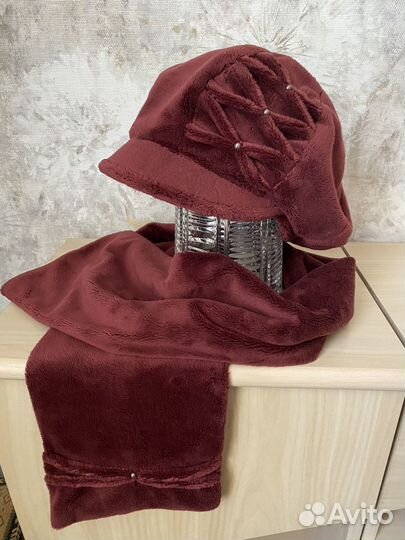 Шапки и шарфы женские