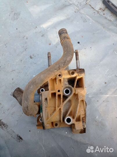 Помпа peugeot 206 1.4