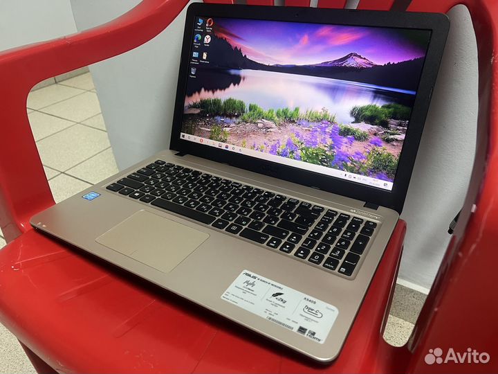 Как новый, 4ядра, 15,6