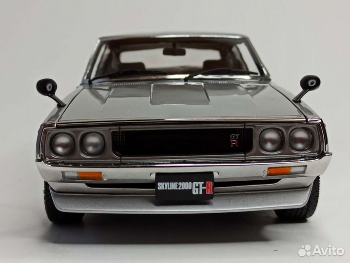 Nissan Skyline 2000 GT-R (kpgc110) 1:18 Kyosho