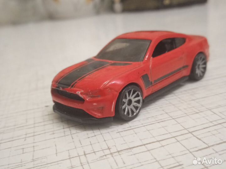 Maшинки Hot wheels