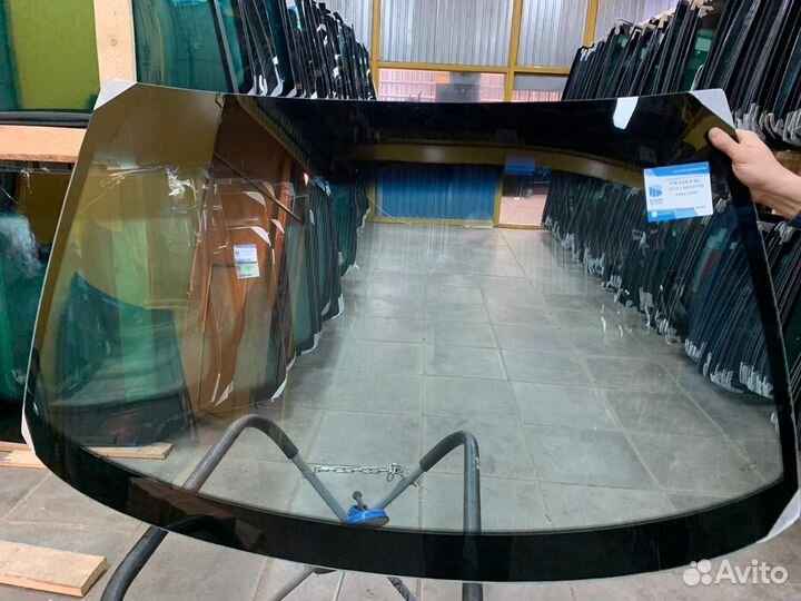 Лобовое стекло Фольксваген Гольф