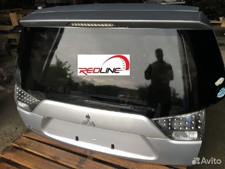 Крышка багажника Mitsubishi Outlander серебристая