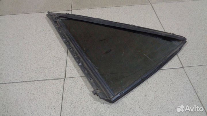 Стекло двери З/Л (форточка) Toyota Camry 40