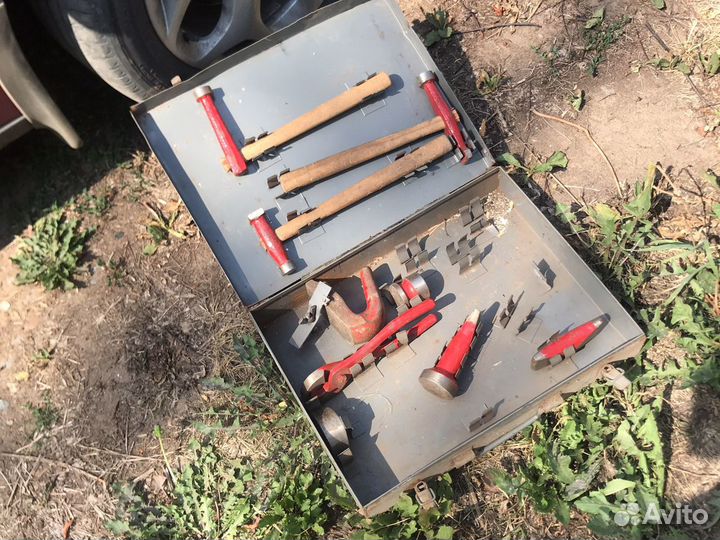 Набор жестянщика