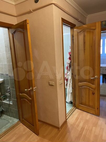 2-к. квартира, 61 м², 2/5 эт.