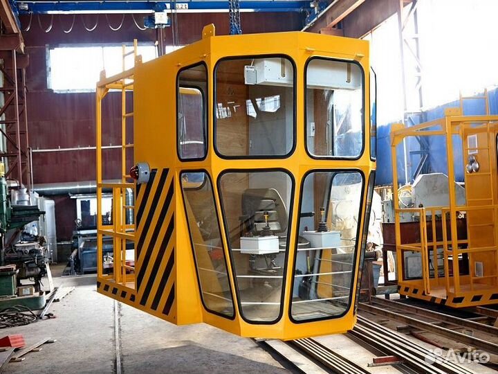 Машинист мостового крана / Вахта