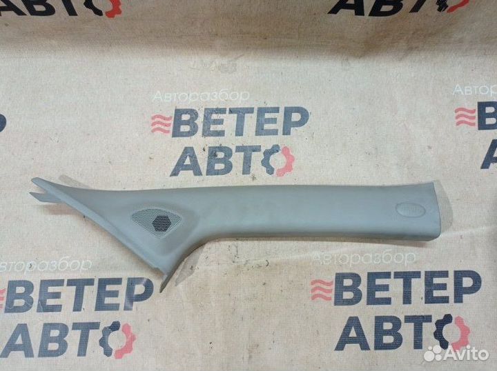 Обшивка передней стойки правая Chevrolet Aveo