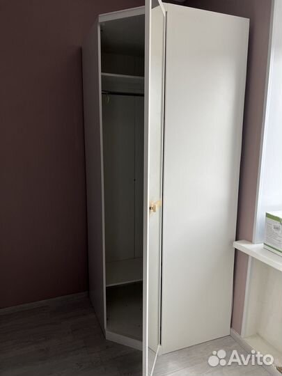 Шкаф угловой