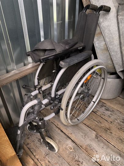 Инвалидная коляска складная бу