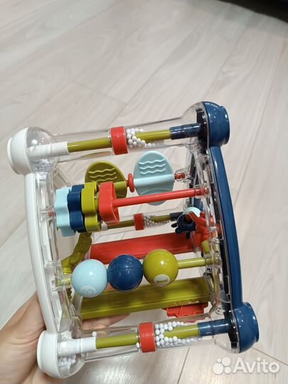 Развивающие игрушки бизиборд