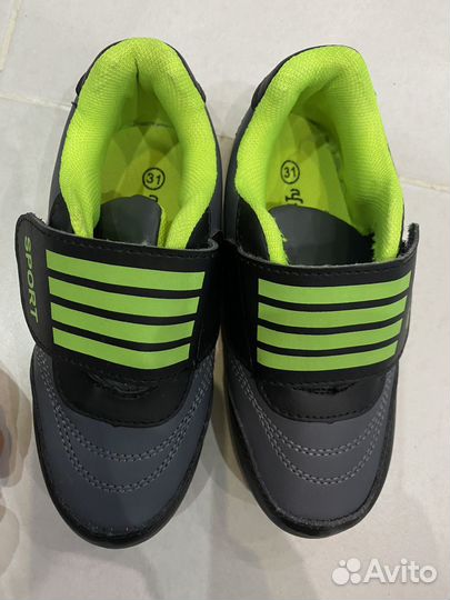 Кроссовки детские