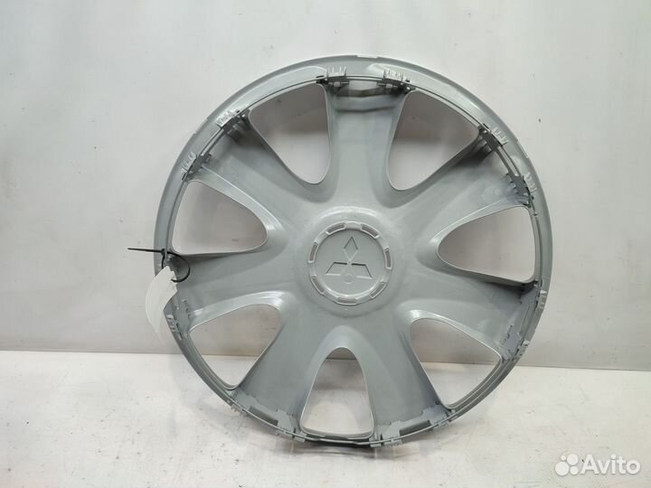 Колпак колеса Mitsubishi Outlander 3 GF 2012