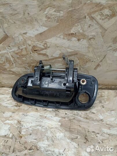 Ручка двери передняя правая внешняя Toyota T19