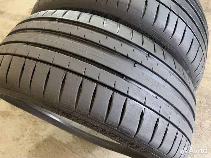 Michelin Pilot Sport 4 225/45 R19 96W