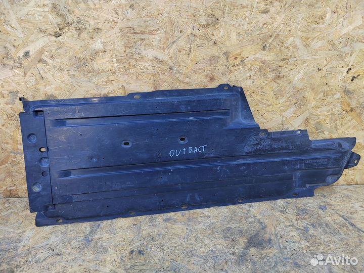 Защита днища правая Subaru Outback