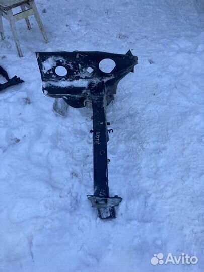 Лонжерон левый Ниссан Нота ноут Nissan Note 09 г